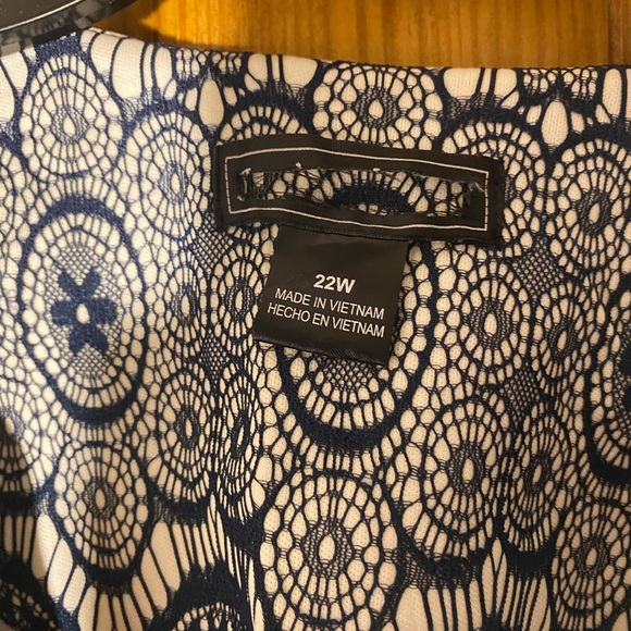 Lightweight Jacket - Picture 2 of 5